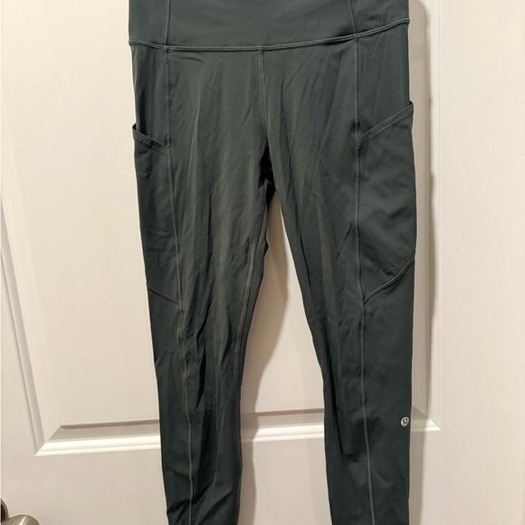 LULULEMON WOMENS FAST AND FREE HIGH-RISE TIGHT 25" SMOKED SPRUCE SZ 6 - Picture 9 of 12